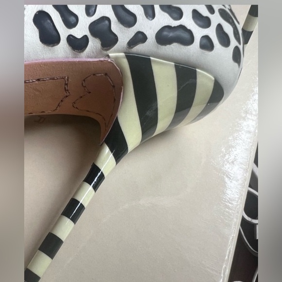 * * S O L D*-* Sophia Webster Lilico Jungle
Flower Sandals 38.5 - Picture 16 of 16